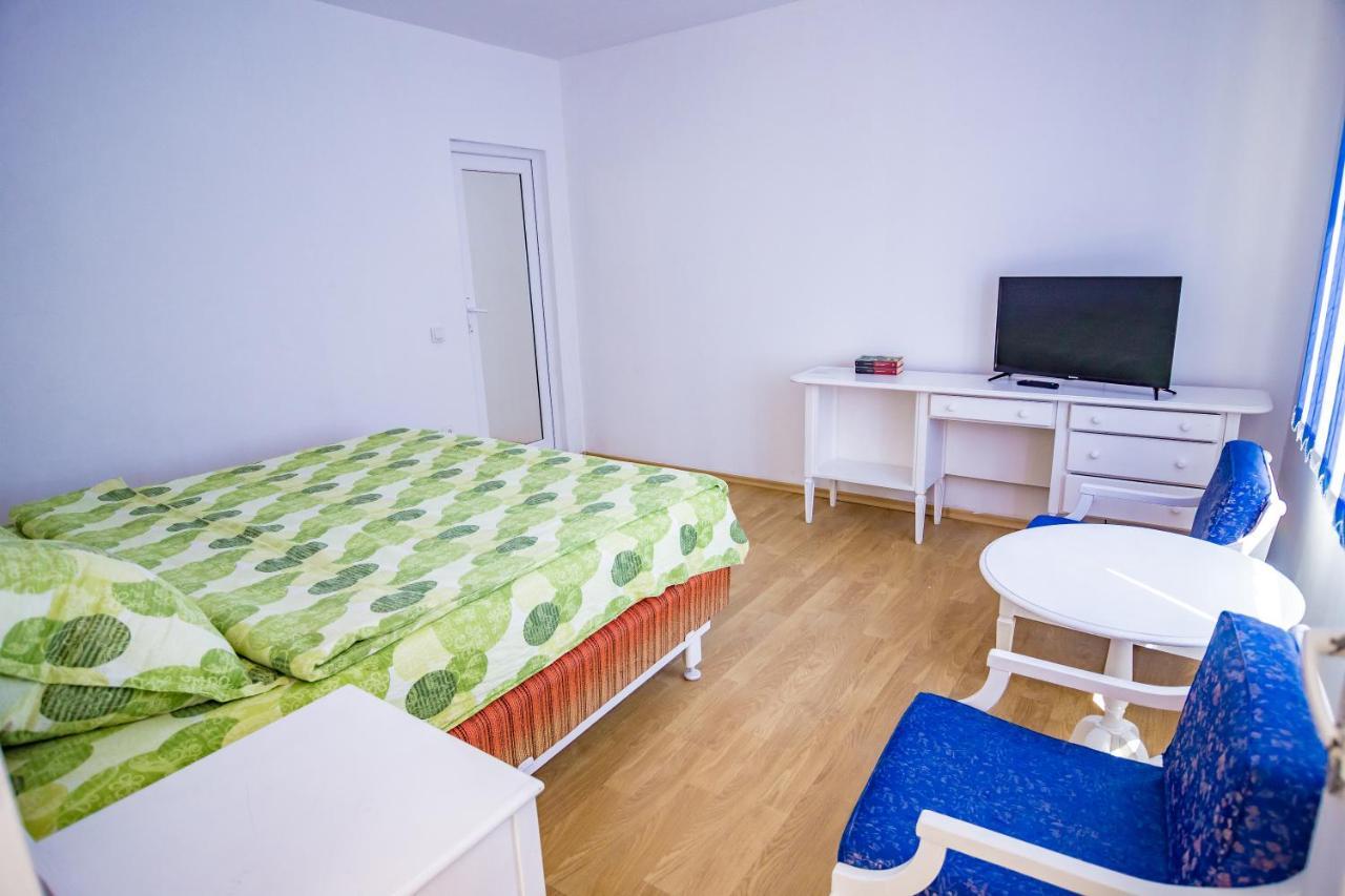 Old School Apartment Vama Veche Luaran gambar